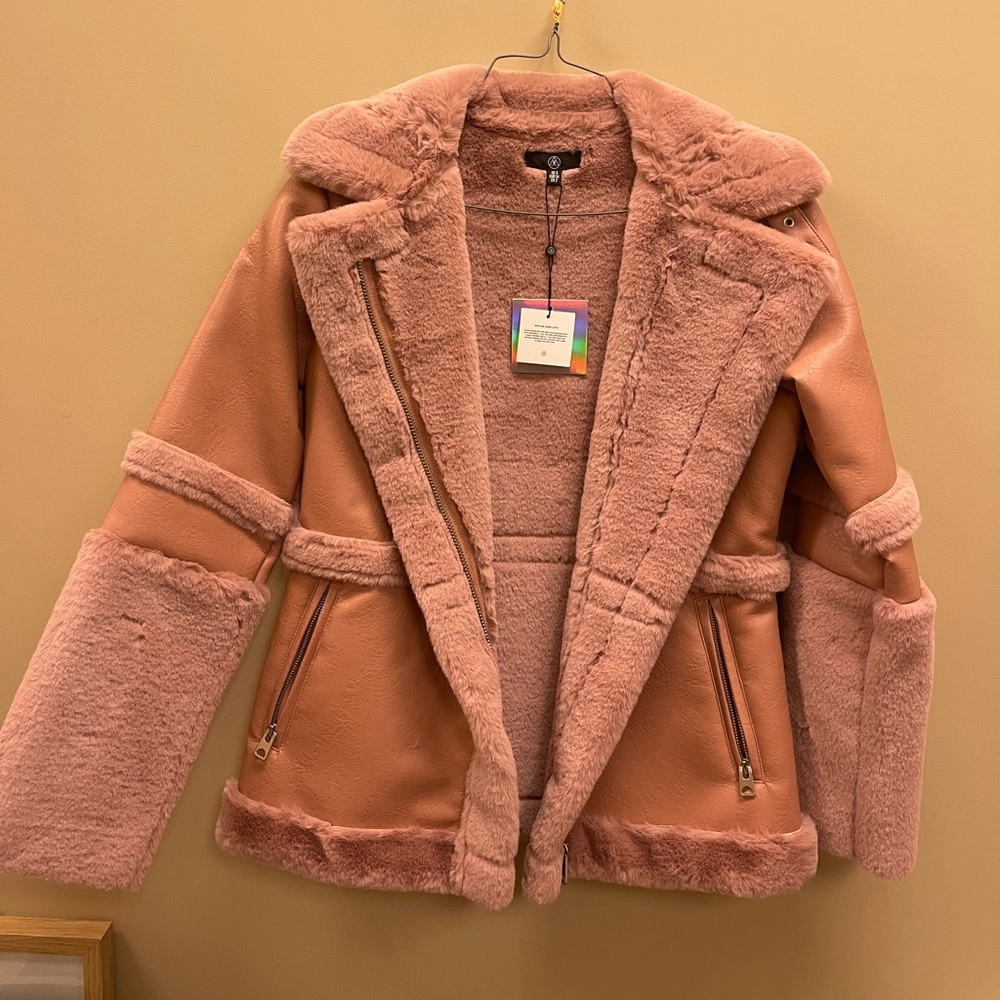 Light Pink/Rose Gold Missguided Aviator Fur Coat